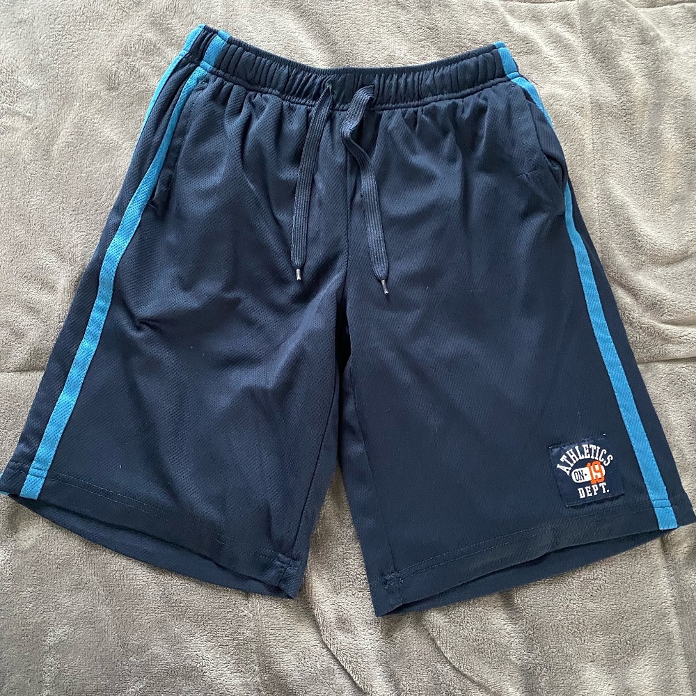 Old Navy athletic shorts Size: Youth Large